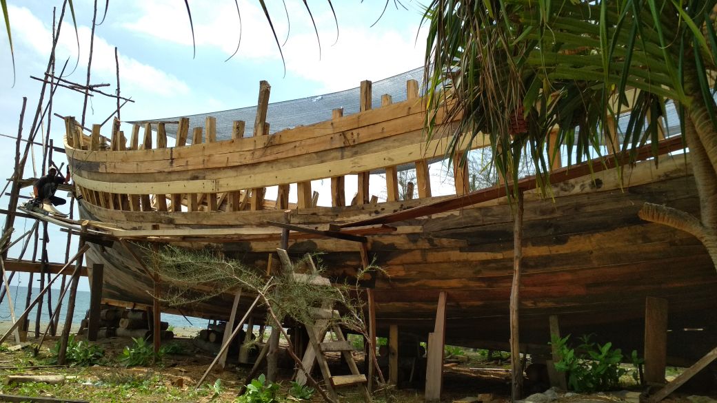 Eksplorasi Jenis Perahu Tradisional Indonesia