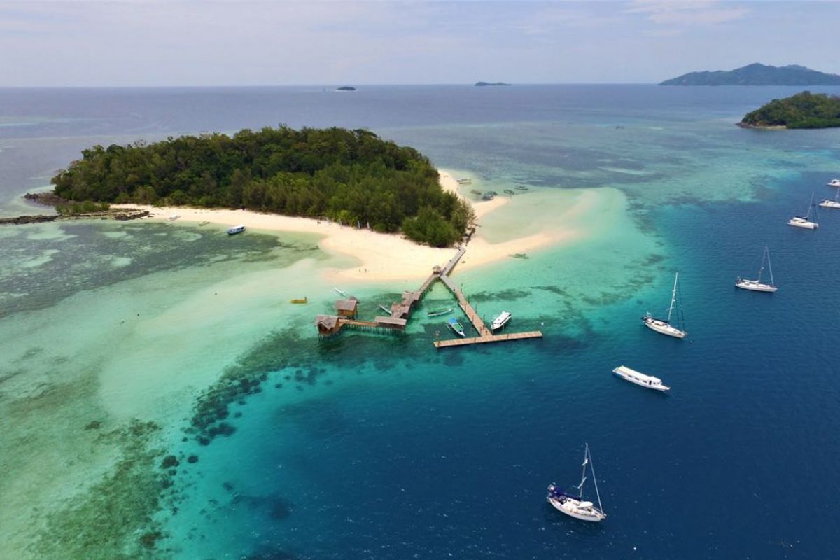 Pulau Saronde Gorontalo: Surga Pulau Kecil Tropis di Wisata Bahari Sulawesi
