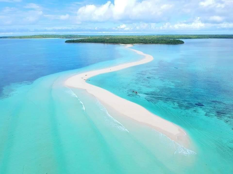 Pantai Ngurtafur – Kepulauan Kei, Maluku