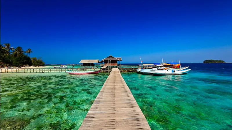 5 Wisata Bahari 2025: Destinasi Pantai Terpopuler untuk Liburan Gen Z