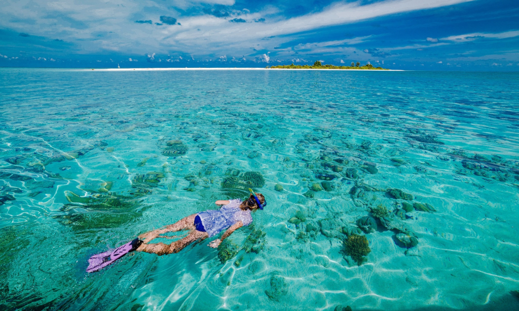 5 Wisata Bahari 2025: Destinasi Pantai Terpopuler untuk Liburan Gen Z