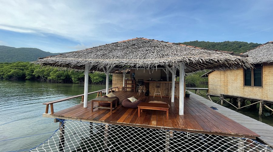 7 Glamping Karimunjawa Pantai Eksotis Terbaik 2026