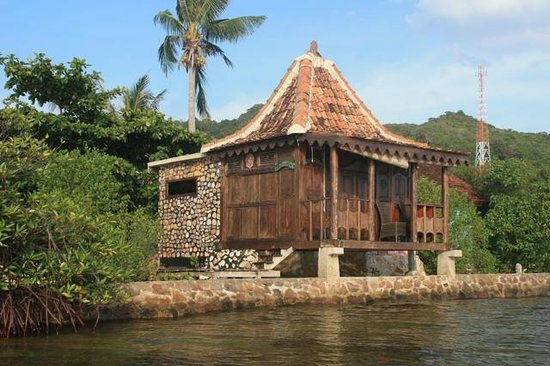 7 Glamping Karimunjawa Pantai Eksotis Terbaik 2026