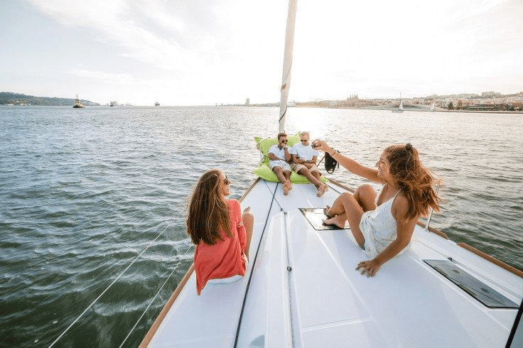 Ternyata Silent Sailing Bikin Gen Z Pilih Laut Daripada Resort Mewah