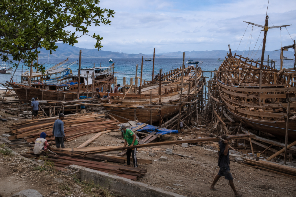 Berlayar di Kapal Pinisi Warisan UNESCO Sulawesi, Ini Pengalaman Eksklusifnya
